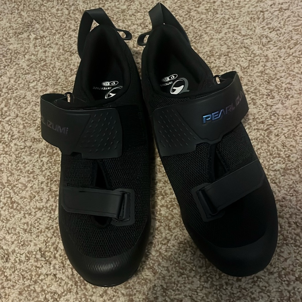 Brand new cycling shoes! Pearl Izumi